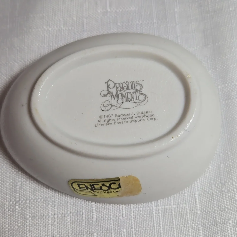 Vintage Enesco Precious Moments Easter 1988 Porcelain Egg Trinket Box Container